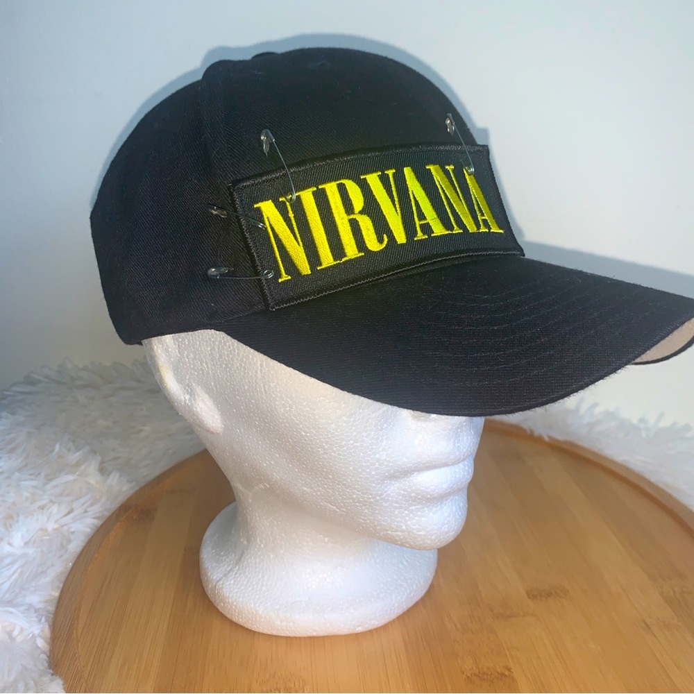 Nirvana Fitted FLEXFIT S-M hat cap